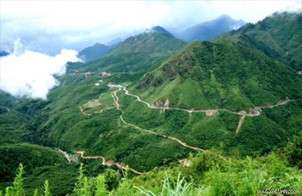 Đèo Hoàng Liên Sơn thuộc địa phận huyện Tam Đường, tỉnh Lai Châu.