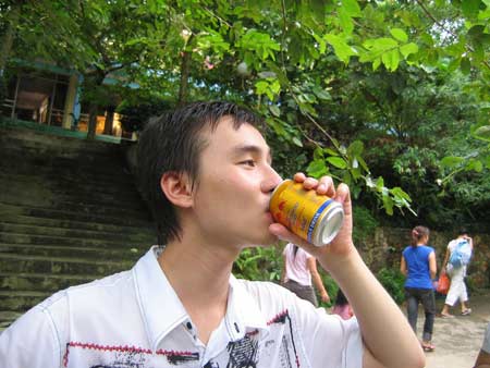 Rợn người với 10 sự thật kinh hoàng về nước tăng lực Red Bull