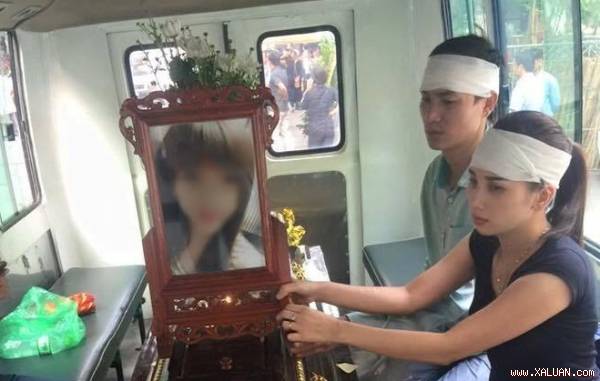 Nạn nhân H. được đưa về quê an táng.