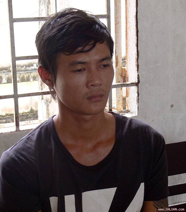 Trói bạn nhậu rồi đốt vì... chửi thề