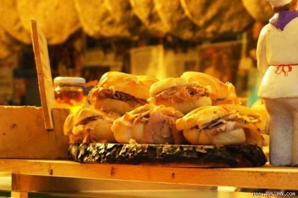 Choáng ngợp với món bánh mì Panini truyền thống của Ý