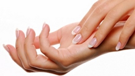 4 tác hại khôn lường khi bẻ khớp ngón tay