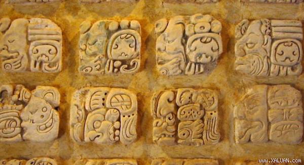 Hệ thống chữ cổ của người Mesoamerican. Ảnh mang tính chất minh họa