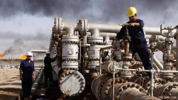 Iraq: Xuất khẩu dầu mỏ tăng, nhưng doanh thu giảm. Ảnh: theaustralian.com.au