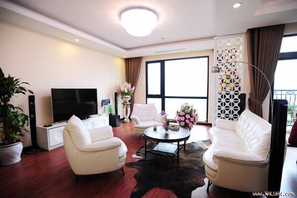 Căn hộ hiện đại của gia đình Á hậu Huyền My