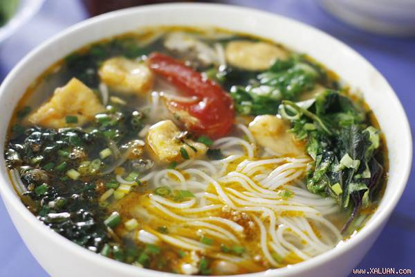 Cách nấu bún ốc khá đơn giản, không có kỹ thuật gì nhiều những lại rất ngon miệng.