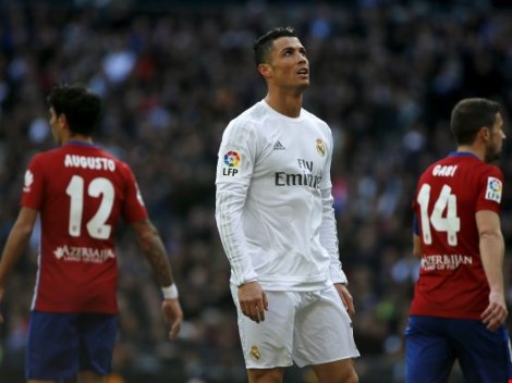  Ronaldo cùng Real đã thua Atletico và hầu như đã hụt hơi trong việc tranh ngôi vô địch