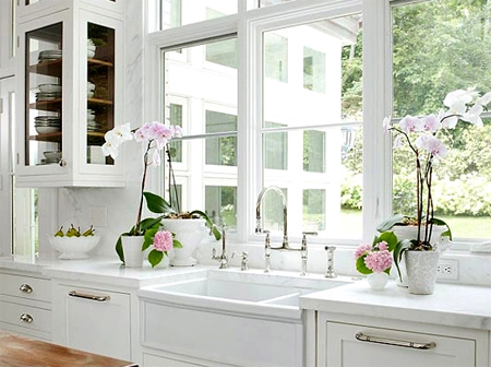 Phong bếp nên có nhiều ánh sáng tự nhiên