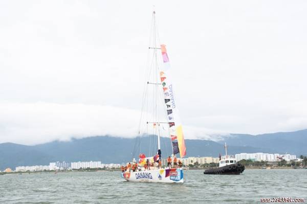 Thuyền Clipper Đà Nẵng gặp nạn trên biển Thái Bình Dương.   Ảnh: Đoàn Nguyên.