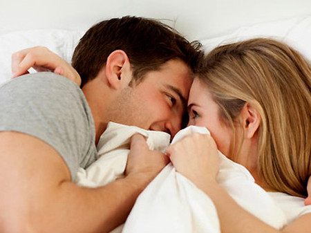 Bi hài mẹ cấp cứu con trai bị ‘thượng mã phong’ đêm tân hôn