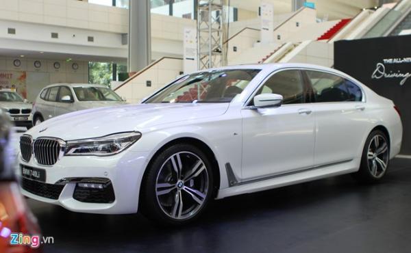 Bmw buys rolls royce name #5