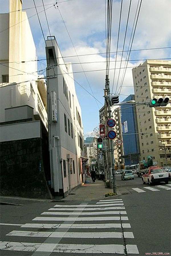 Tròn mắt với những ngôi nhà ‘siêu mỏng’, ‘siêu gầy’ ở Nhật Bản