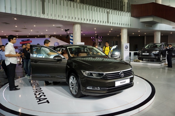 DSC00952 001 Volkswagon New Passat 2016: Tăng thêm lựa chọn xe sang cho người dùng