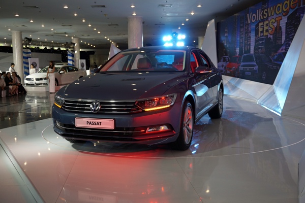 DSC00968 001 Volkswagon New Passat 2016: Tăng thêm lựa chọn xe sang cho người dùng
