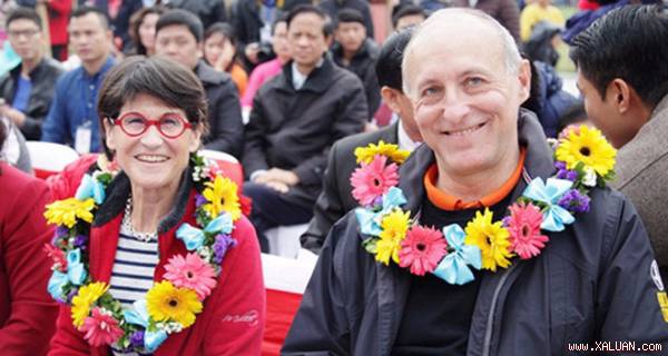 “Đi du lịch, tôi phải giả vờ là khách Tây để được phục vụ chu đáo”