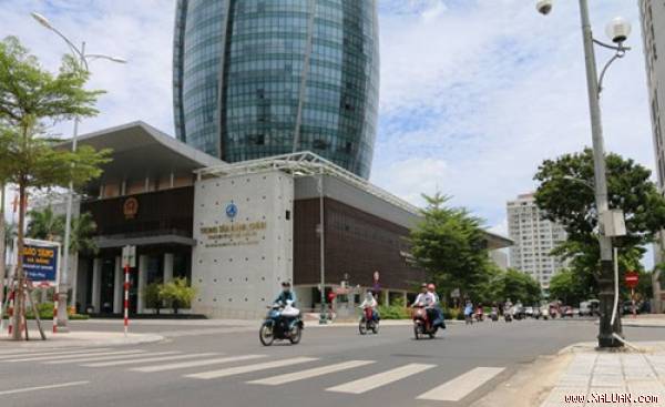   Toàn cảnh toà nhà trung tâm hành chính TP.Đà Nẵng. Ảnh: Đình Thiên