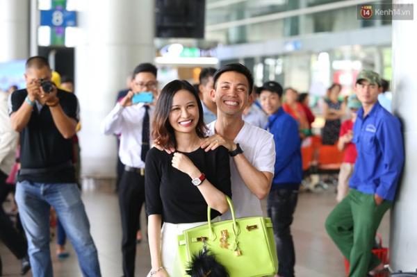 Độc quyền: Minh Nhựa lần đầu lên tiếng Tôi bất chấp bán cả dàn siêu xe để đón vợ về - Ảnh 5. Người vợ này cho biết rất thương Minh Nhựa nên quyết định tha thứ cho anh