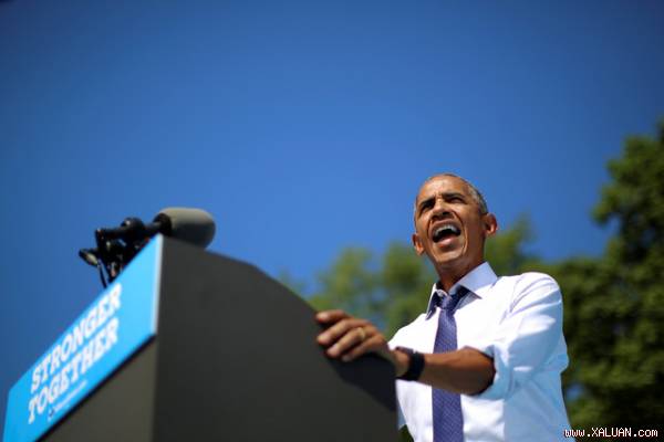 Tổng thống Barack Obama phát biểu trong cuộc mít tinh vận động tranh cử của bà Hillary Clinton ở Philadelphia hôm 13/9 (Ảnh: Reuters)