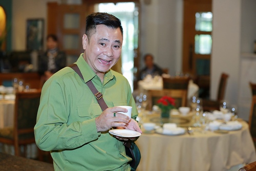 Ảnh minh họa 2 - Tự Long: ‘Cắn bạn diễn nữ vì quá xinh đẹp’