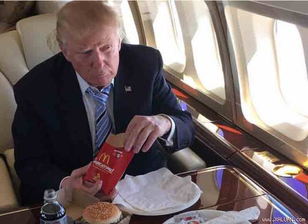  Tổng thống Mỹ Donald Trump rất thích ăn bánh hamburger của Mc Donald’s. (Ảnh: Instagram)