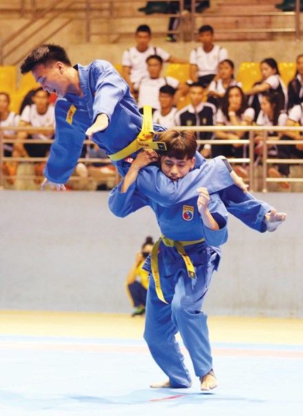 Đòn chân tấn công là một trong những thế võ đẹp mắt và uy lực của Vovinam.