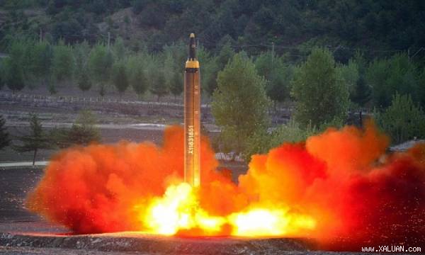 Một vụ phóng tên lửa của Triều Tiên. Ảnh: Reuters.