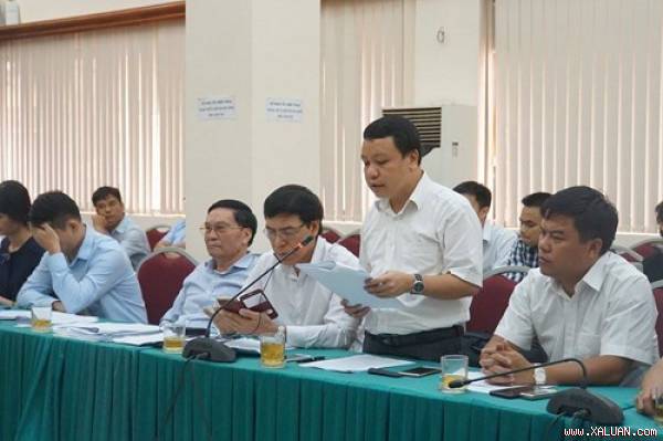 Ông Nguyễn Tiến Long, Thư ký hiệp hội taxi Hà Nội đại diện cộng đồng doanh nghiệp taxi Thủ đô phát biểu