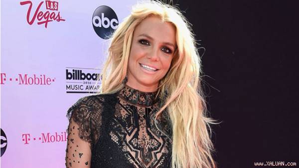 Britney Spears vừa có hai đêm biểu diễn tại thủ đô Bangkok (Thái Lan) và thu hút được hơn 20.000 khán giả
