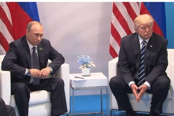 Thay vì chìa bàn tay hợp tác như ở Hội nghị thượng đỉnh G20 mới đây, hai ông Donald Trump và Vladimir Putin đáp trả nhau bằng các biện pháp trừng phạt