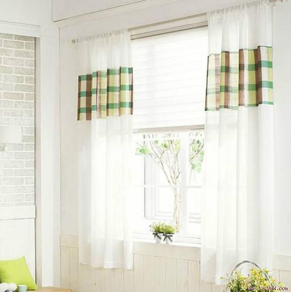  Sử dụng rèm cửa màu trắng không chỉ khiến căn phòng trông sáng sủa hơn mà còn giúp nhiệt độ phòng được hạ thấp.