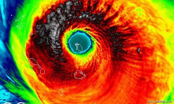 Ảnh vệ tinh chụp siêu bão Irma hôm 6/9. Ảnh: NASA.