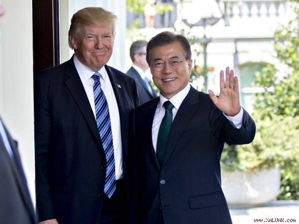 Tổng thống Mỹ Donald Trump và người đồng cấp Hàn Quốc Moon Jae-in.