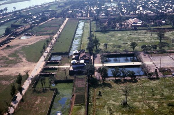 Vẻ đẹp kỳ vĩ của Cố đô Huế 1969 nhìn từ máy bay - Hình 7