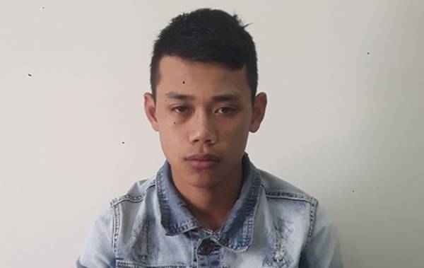 Mâu thuẫn trên Facebook, nam sinh lớp 10 bị bắn trước cổng trường