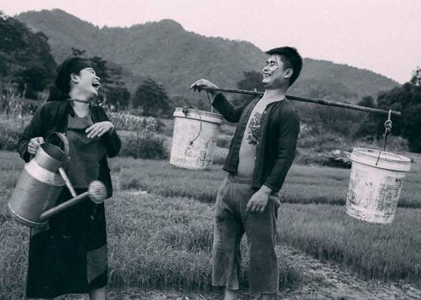 Ảnh từ bộ ảnh tái hiện câu chuyện về Chí Phèo -Thị Nở của nhiếp ảnh gia Trang Đàm