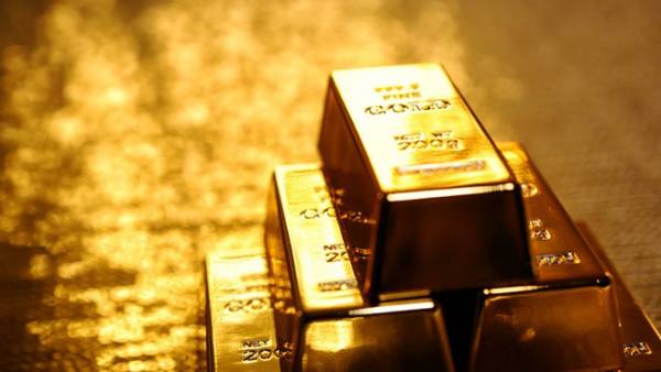 Giá vàng thế giới vọt lên mức cao nhất trong vòng hơn ba tuần