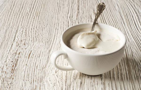 Trong sữa chua có chứa Probiotics giúp bạn chữa trị việc viêm nhiễm. (Nguồn: Internet)