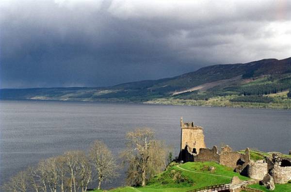 Hồ Loch NessQuái vật hồ Loch Ness có từ bao giờ?