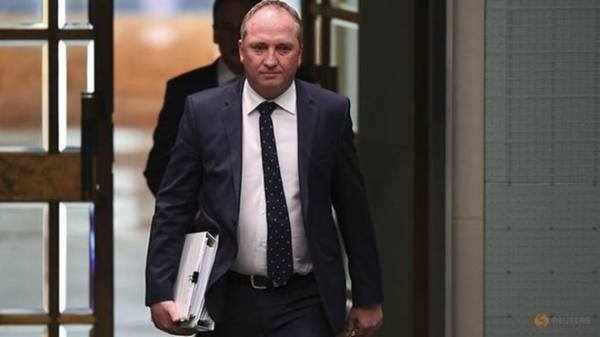 Phó thủ tướng Barnaby Joyce mới chính thức ly hôn vợ cuối năm ngoái. Ảnh: Reuters.