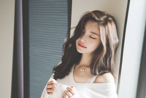 Người vợ khiến đàn ông mê mẩn cả đời có 12 đặc điểm này