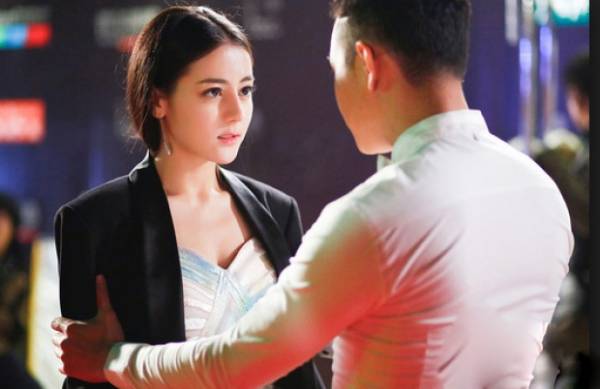 Cái giá cho ‘phu nhân’ dùng tiền chồng săn trai trẻ