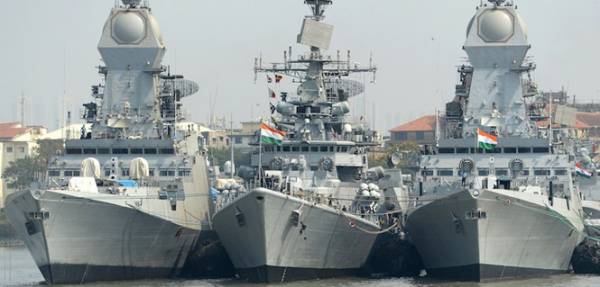 Tàu chiến của Hải quân Ấn Độ