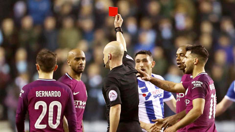FA điều tra trận Man City thua sốc Wigan
