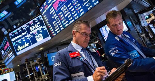 Chỉ số Dow Jones tăng điểm nhờ thị trường lao động Mỹ cải thiện