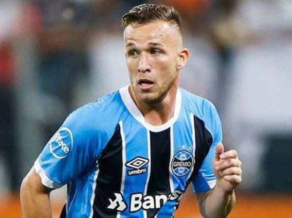 Arthur được MU ra giá 50 triệu euro mua đứt toàn quyền sở hữu