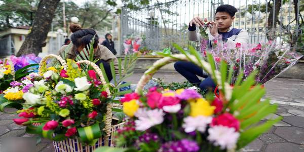 Nha Trang: Ngày 8/3 thị trường hoa tươi ‘vắng khách’