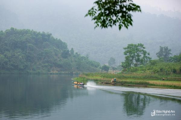 Thoáng mơ màng sông Giăng