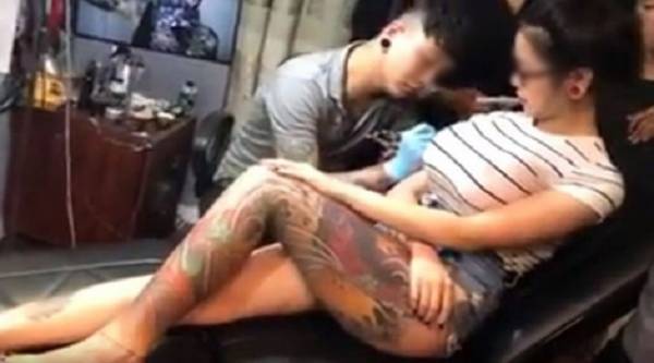 Ban đầu, mọi chuyện đang diễn ra hết sức bình thường và suôn sẻ.