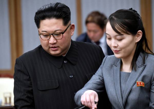  Bà Kim Yo-jong thường được nhìn thấy tháp tùng ông Kim Jong-un trong các cuộc gặp cấp cao. (Ảnh: Reuters)