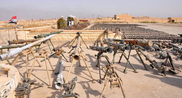 Kho vũ khí khủng của IS ởDeir Ezzor bịquân đội Syria phát hiện hồi tháng 4 năm nay